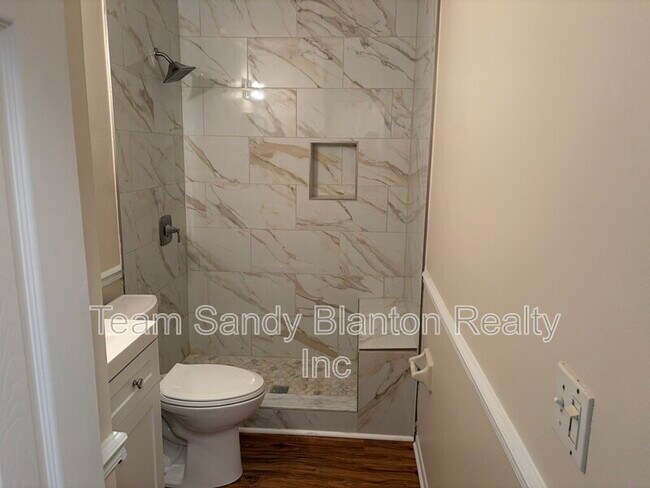 Building Photo - 204 Brandywine Rd