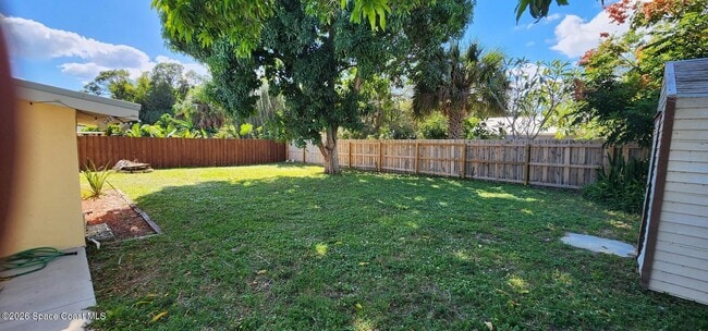 Building Photo - 1301 Lynne Dr