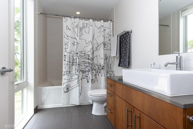 Building Photo - 209 N Prospect Ave