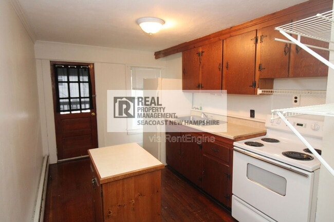 Building Photo - 6 Smith Ct