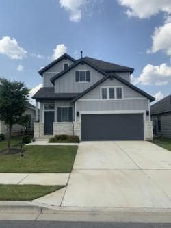 Building Photo - 221 Banyon Dr