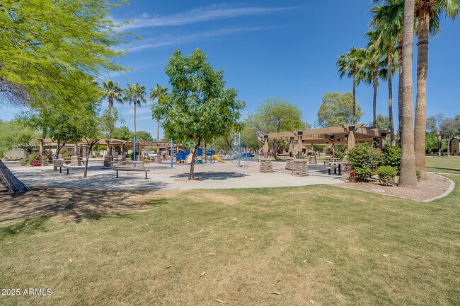 Building Photo - 4711 E Buckboard Ct