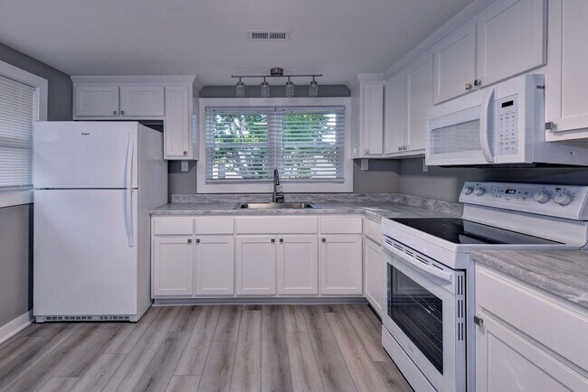 Building Photo - Chickahominy Shores - water community