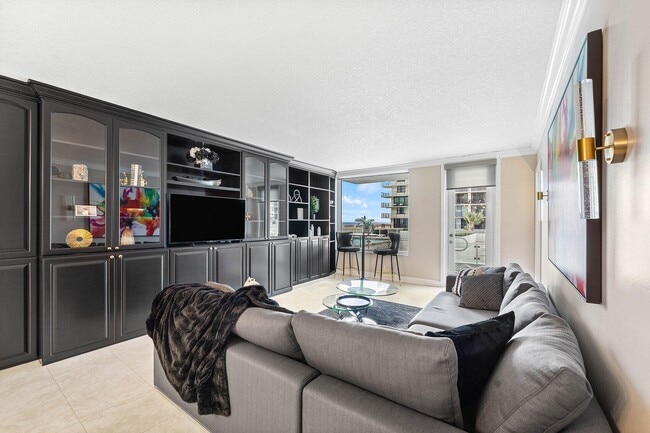 Building Photo - 3450 S Ocean Blvd