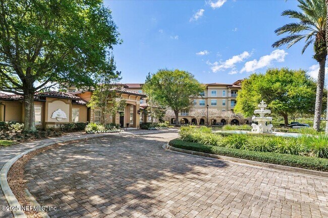 Building Photo - 4300 S Beach Pkwy