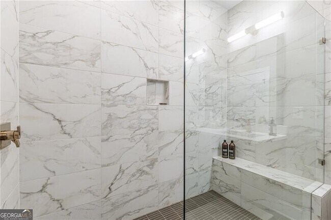 Building Photo - 699 Vidalia Ln