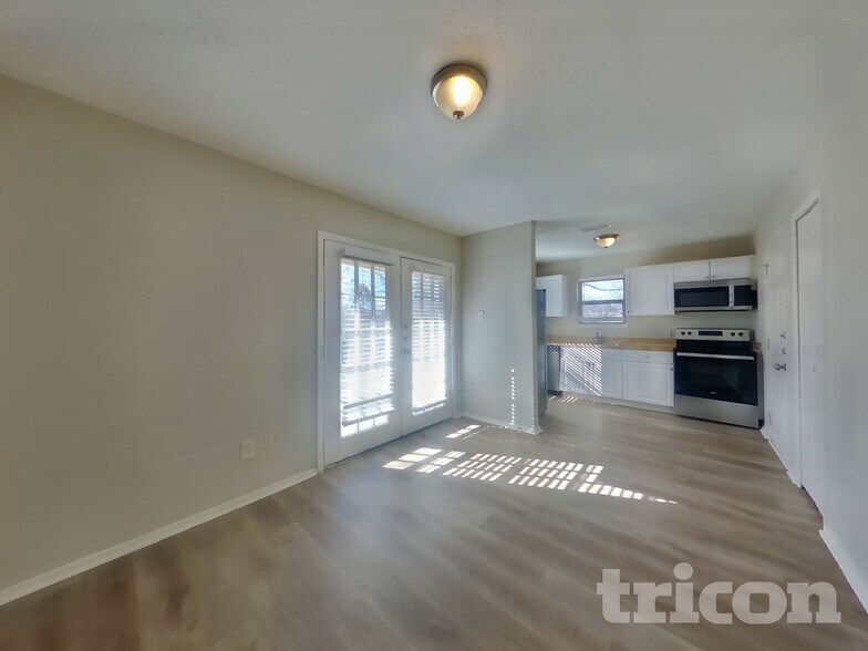 Building Photo - 5612 Cherilee Ln