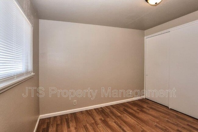 Building Photo - 2310 Kenworthy Way