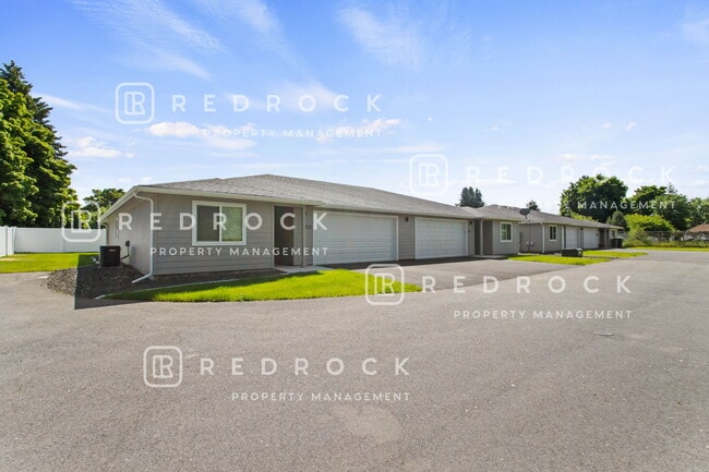 Building Photo - 710 Jones Ln