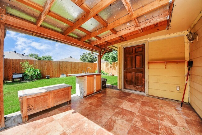 Building Photo - 9211 Autumn Harvest Dr