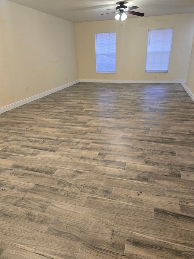 Building Photo - 3/2 Townhome in Inverness!!!