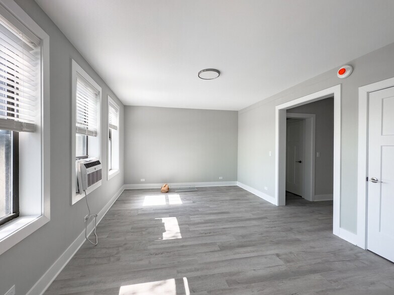 Building Photo - 378 Hazel Ave