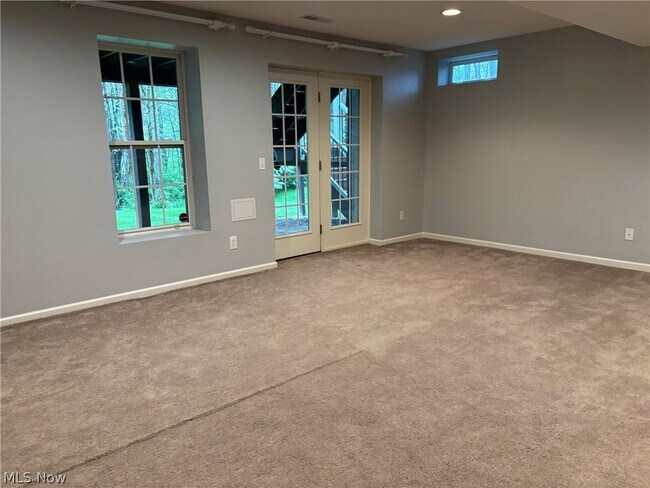 Building Photo - 4582 Devereux Drive