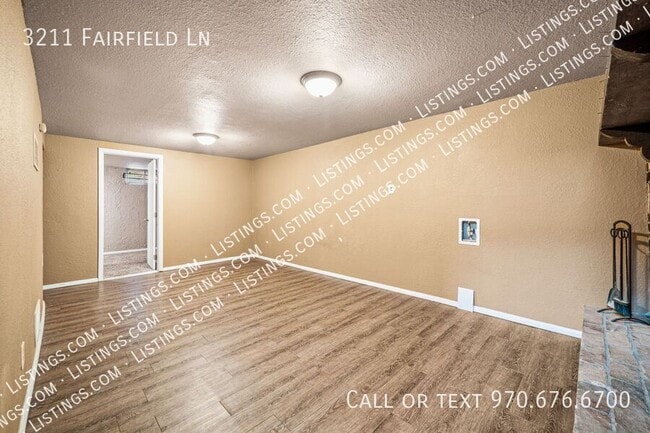 Building Photo - 3211 Fairfield Ln