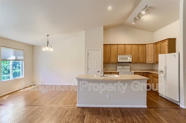Building Photo - 1425 Tonkin Pl