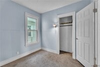 Building Photo - 212 Lockwood Ave