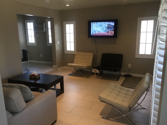 Building Photo - 2905 Reservoir St