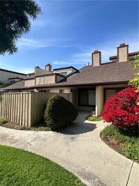 Building Photo - 8724 Mar Dr