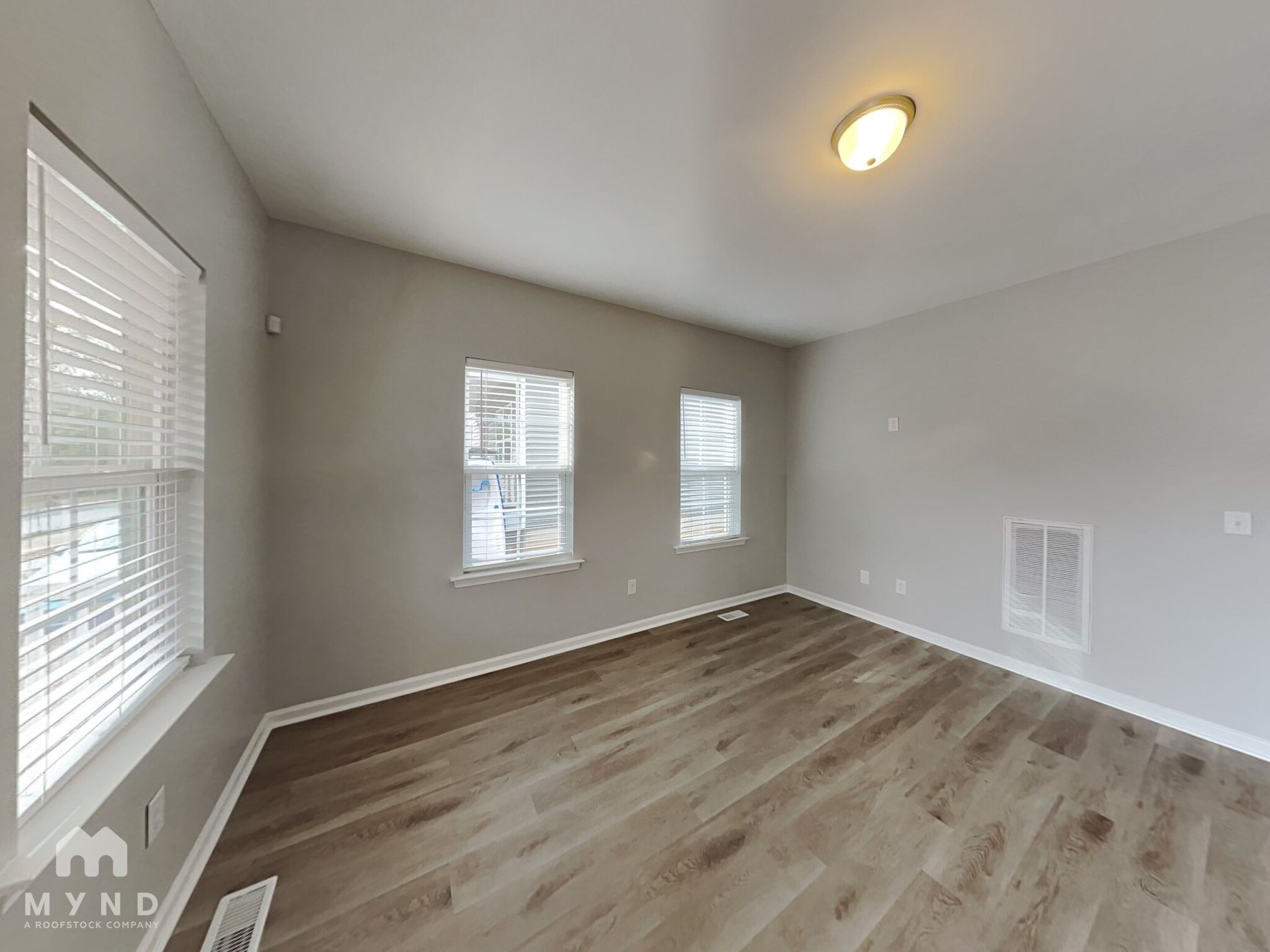 Building Photo - 2415 Ashe St