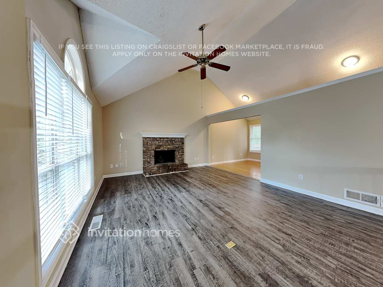 Building Photo - 7190 Farm House Ln