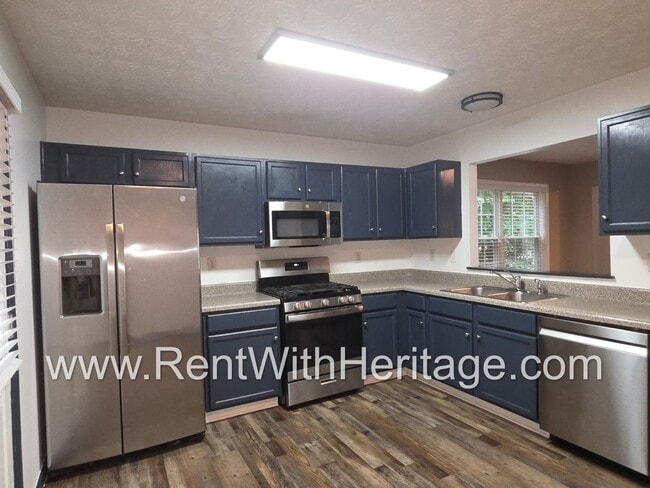 Building Photo - Immaculate 5-bedroom, 3-bath home in the Cedar Mountain Park subdivision in Douglasville, GA.