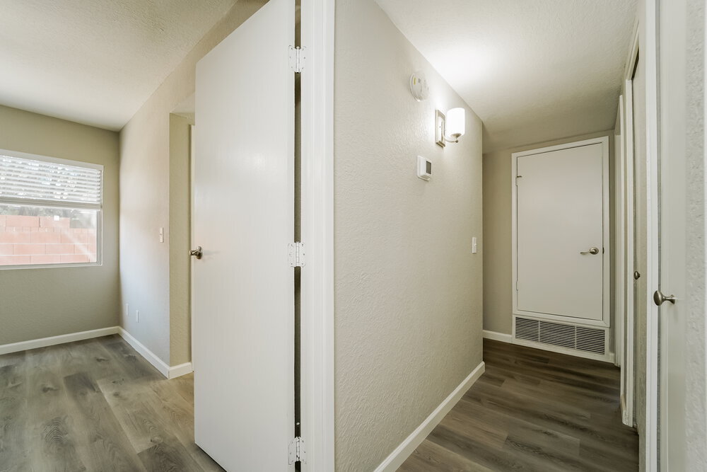 Building Photo - 10061 E Domenic Ln