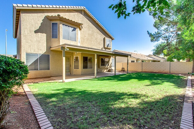 Building Photo - 5951 W Park Ave