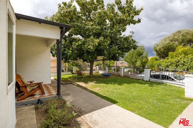 Building Photo - 4540 Catalpa St