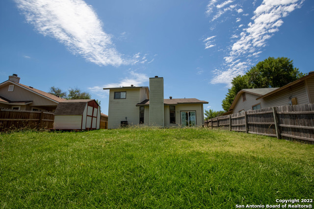 Building Photo - 13011 Feather Ridge Dr
