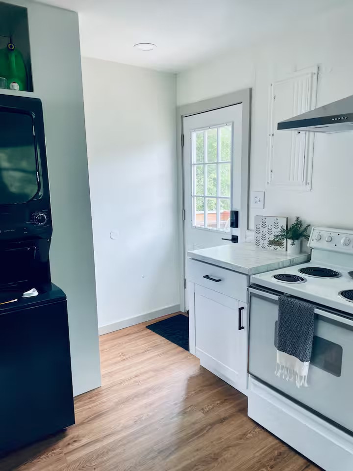 Building Photo - 2429 W Saint Vrain St