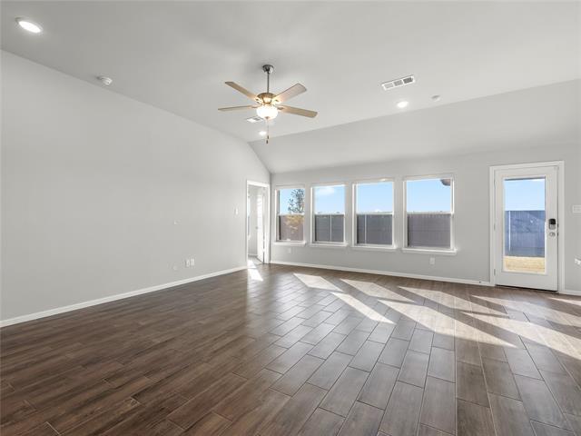 Building Photo - 3301 Redbud Flower Trl