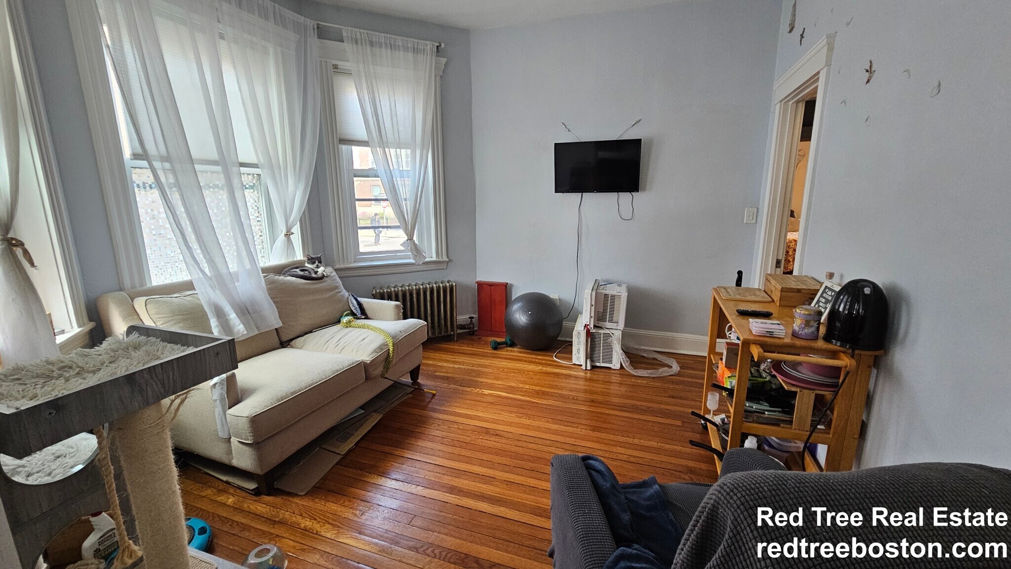 Building Photo - 76 Strathmore Rd