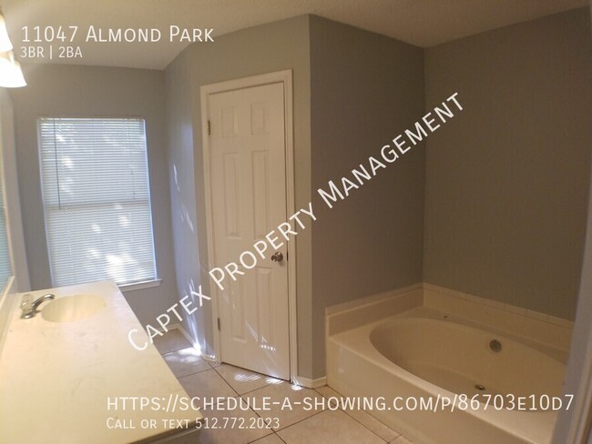 Building Photo - 11047 Almond Park
