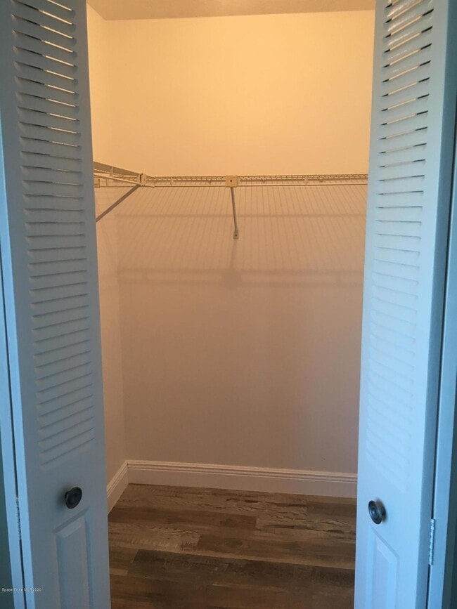 Building Photo - 43 Bogart Pl