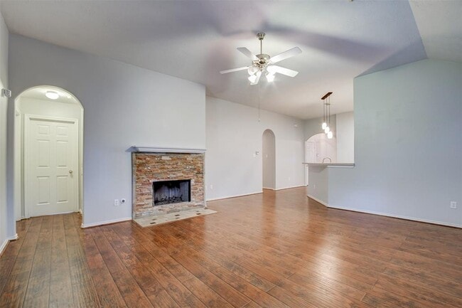 Building Photo - 12130 Piney Bend Dr