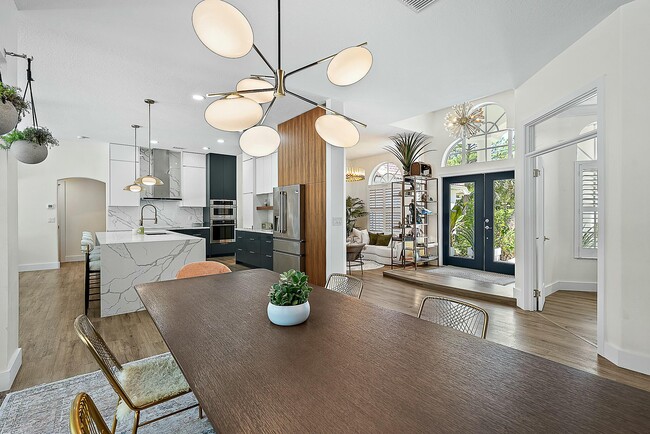 Building Photo - 15415 Alexander Run