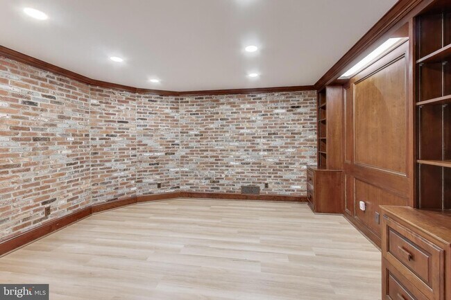 Building Photo - 7308 Burdette Ct