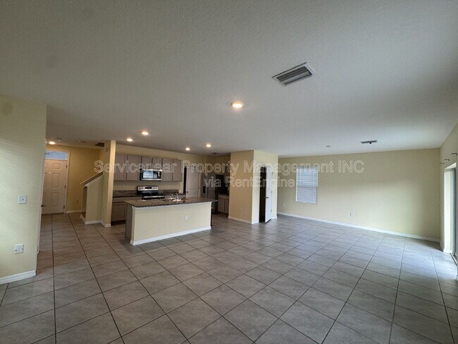 Building Photo - 32562 Canyonlands Dr