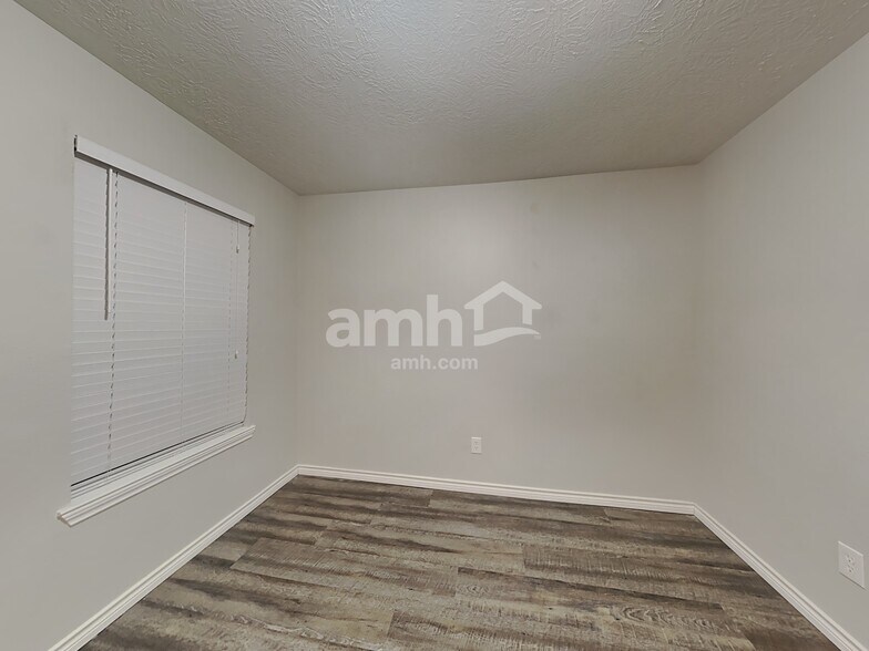 Building Photo - 6714 Hidden Colony Ln