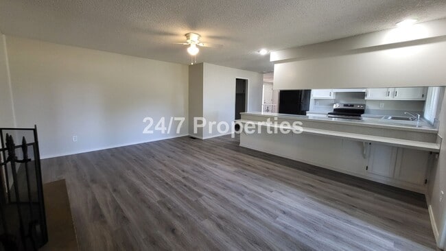 Building Photo - New Everything! - Beautiful Ranch Home in ...