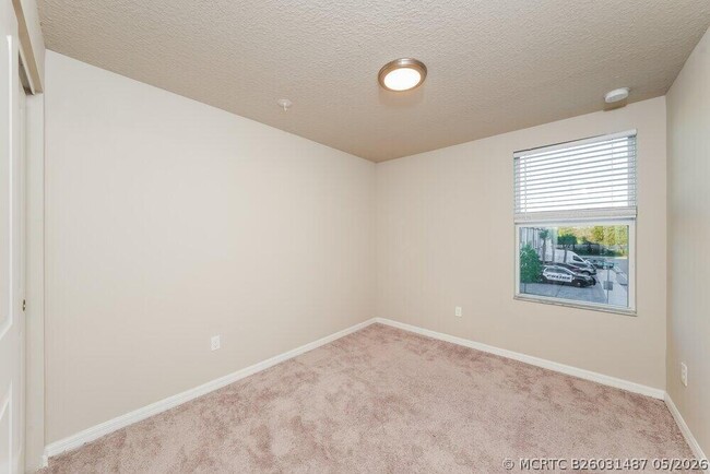 Building Photo - 4030 Hot Spgs Ave