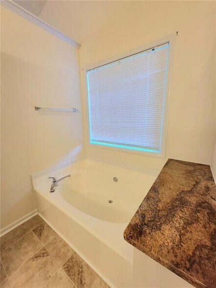 Building Photo - 3342 Woodash Ln