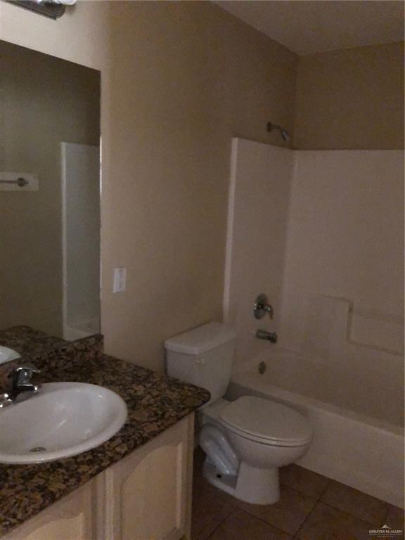 Building Photo - 623 S Dfw Dr