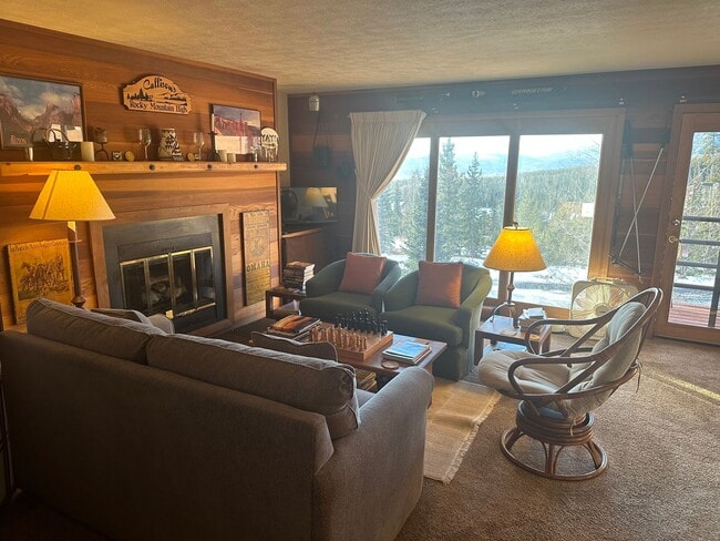 Building Photo - TWO MONTH Summer Rental  -Timber Ridge Condo - Cozy 1 Bedroom/1 Bath w/Fireplace and Pull-out couch