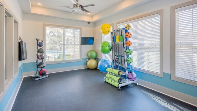 Building Photo - 10825 Dorchester Rd