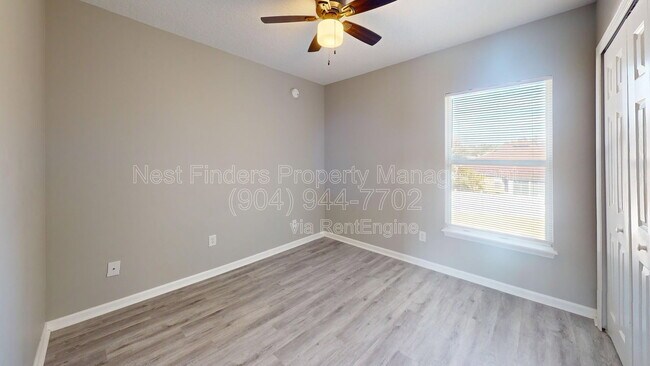 Building Photo - 12383 Tropic Dr