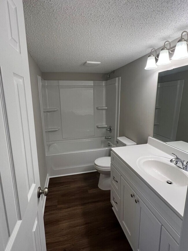 Building Photo - bg0714