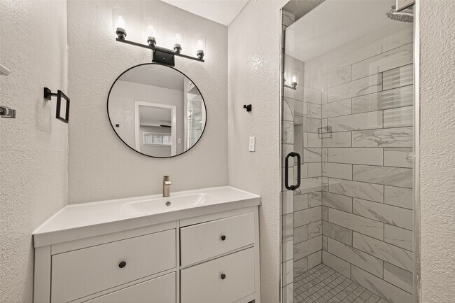 Building Photo - 4955 Wigton Dr