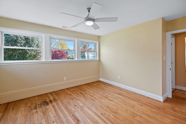 Building Photo - 312 Chalfonte Dr