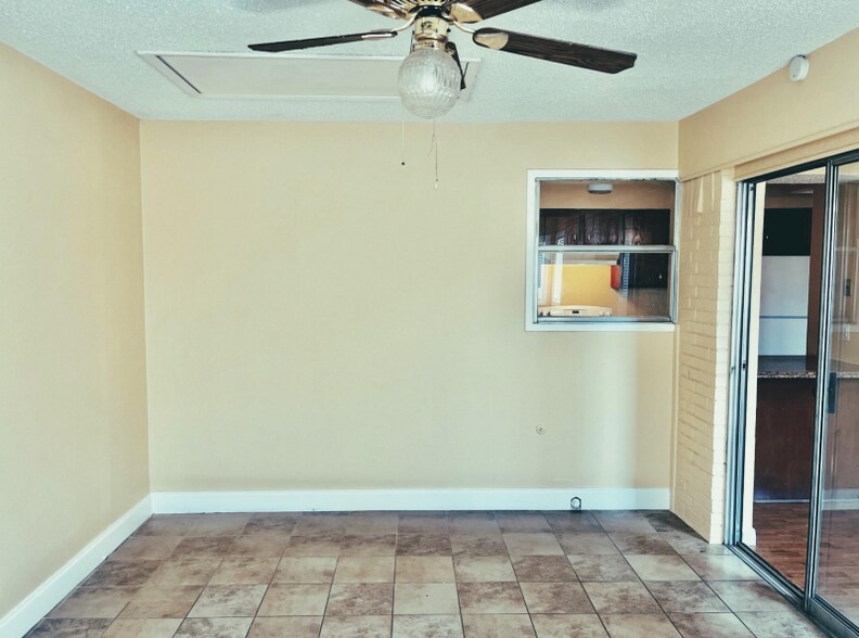 Building Photo - 4401 Altamesa Blvd